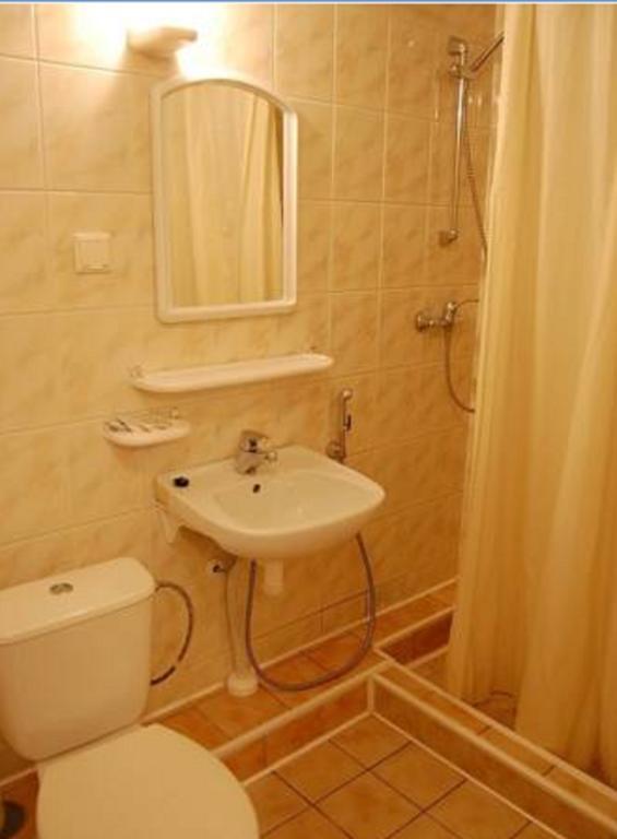 Hotel Krunk Sillamäe Oda fotoğraf